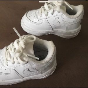 Baby Nike shoes used but in good condition.